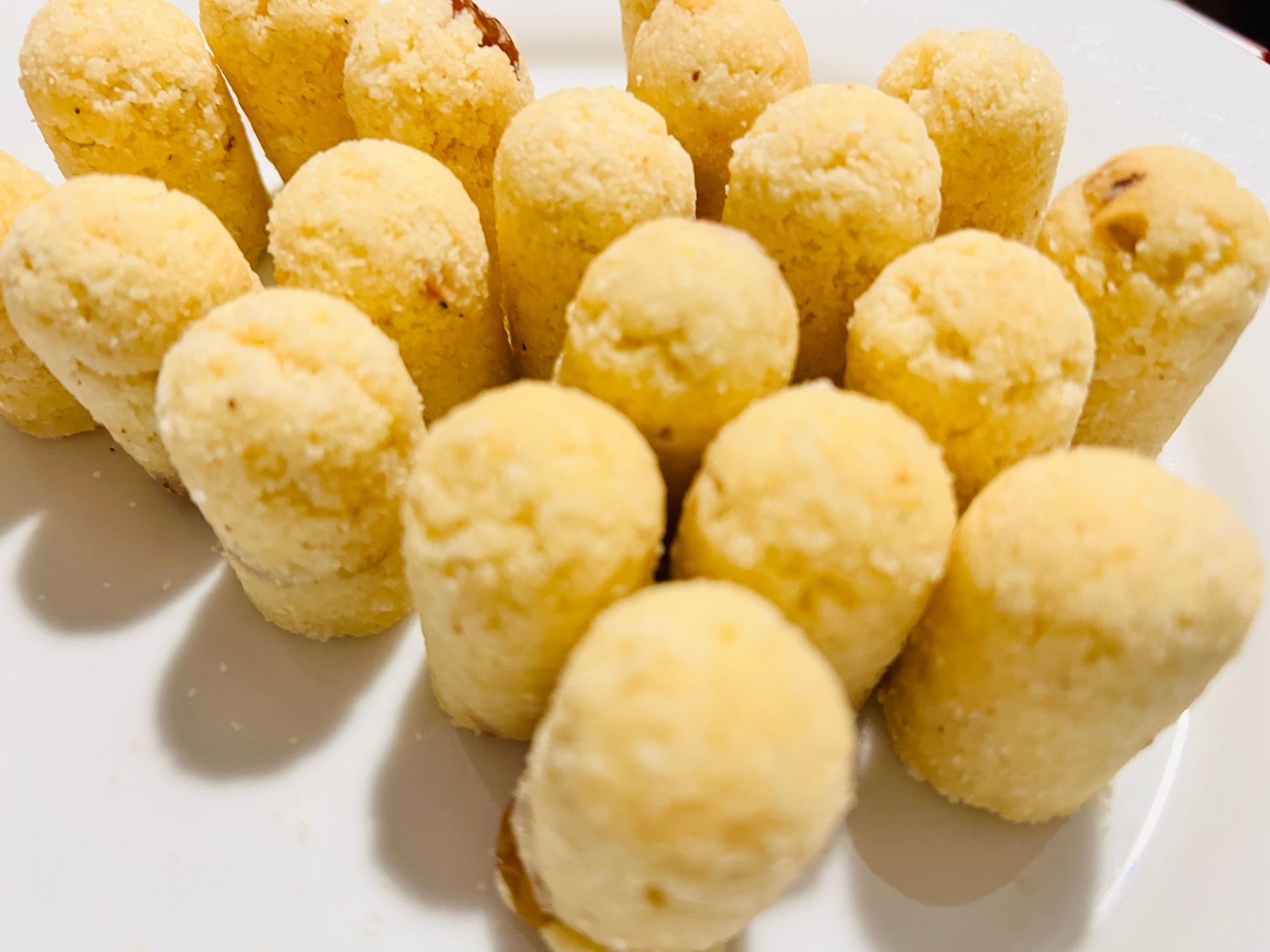 Sri Lankan style Rava Laddu - 50pcs Pack gallery image