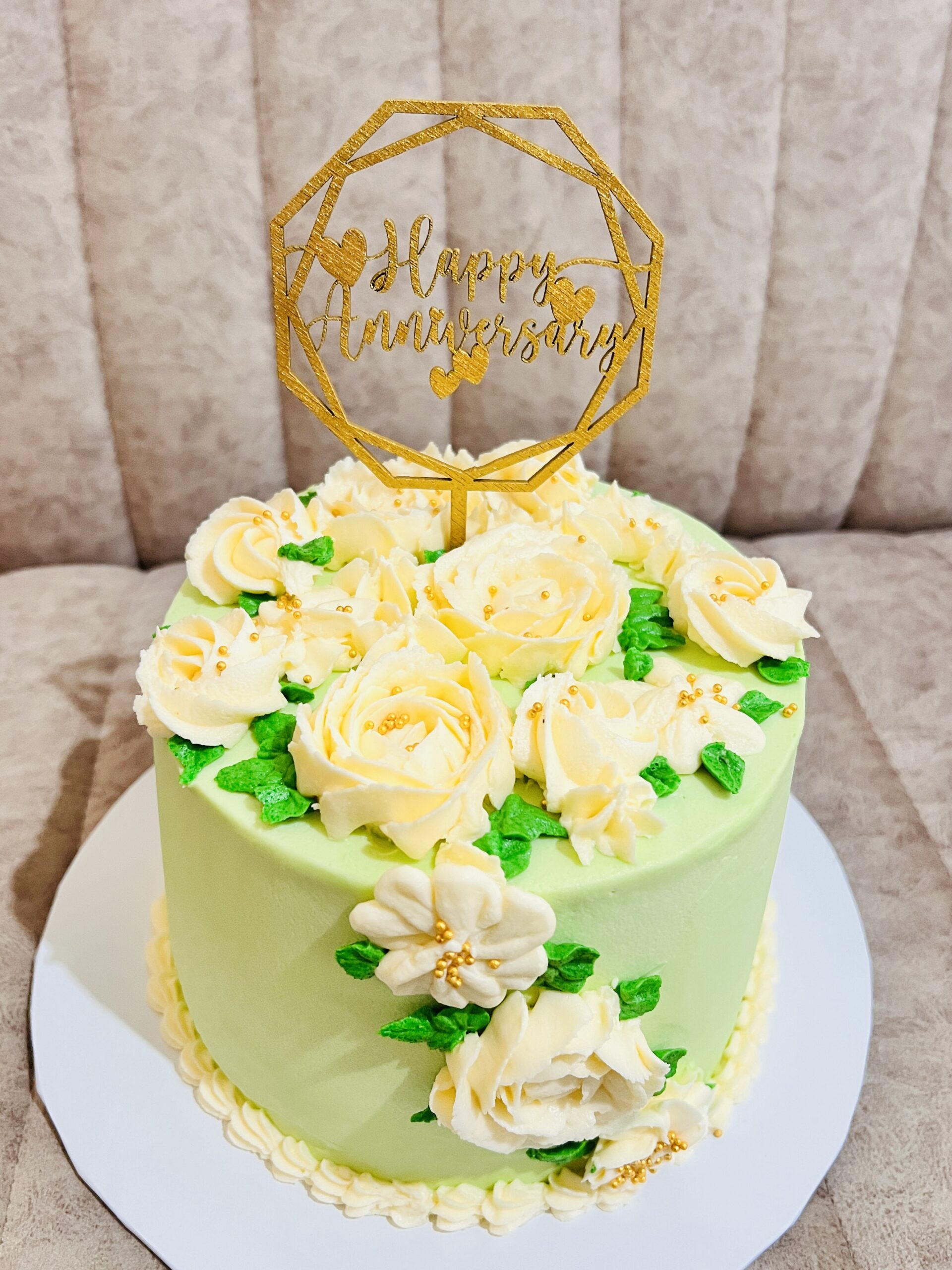 Anniversary Floral Cake gallery image