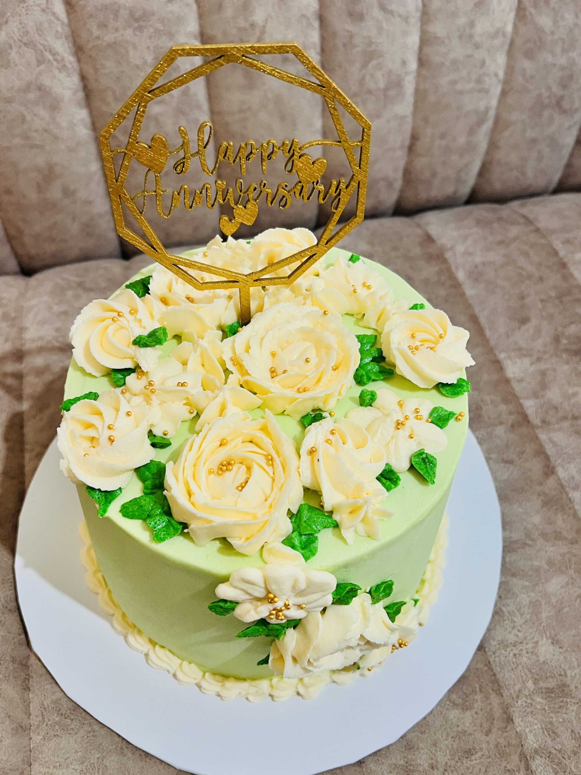 Anniversary Floral Cake gallery image