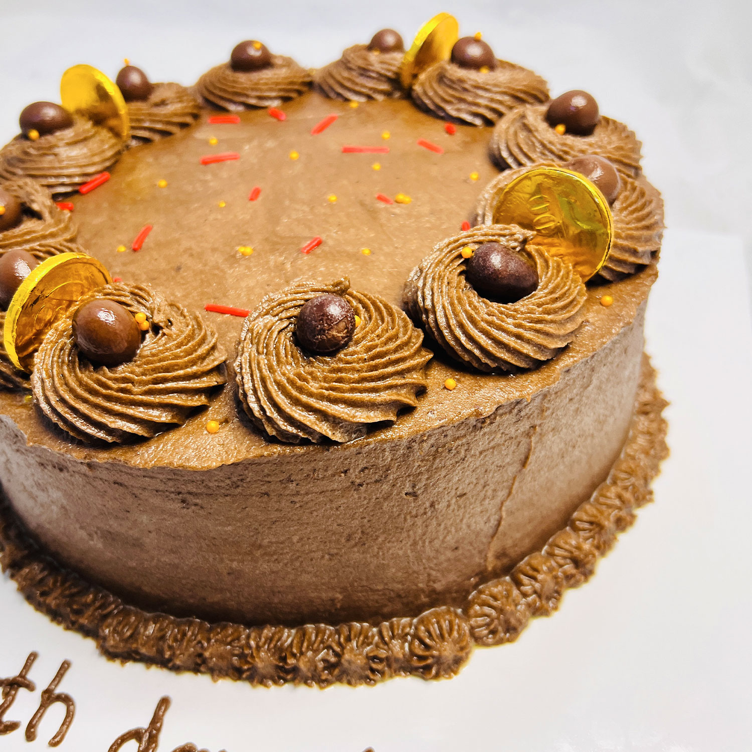 Minimal Chocolate Birthday Cake for Mom — image 6