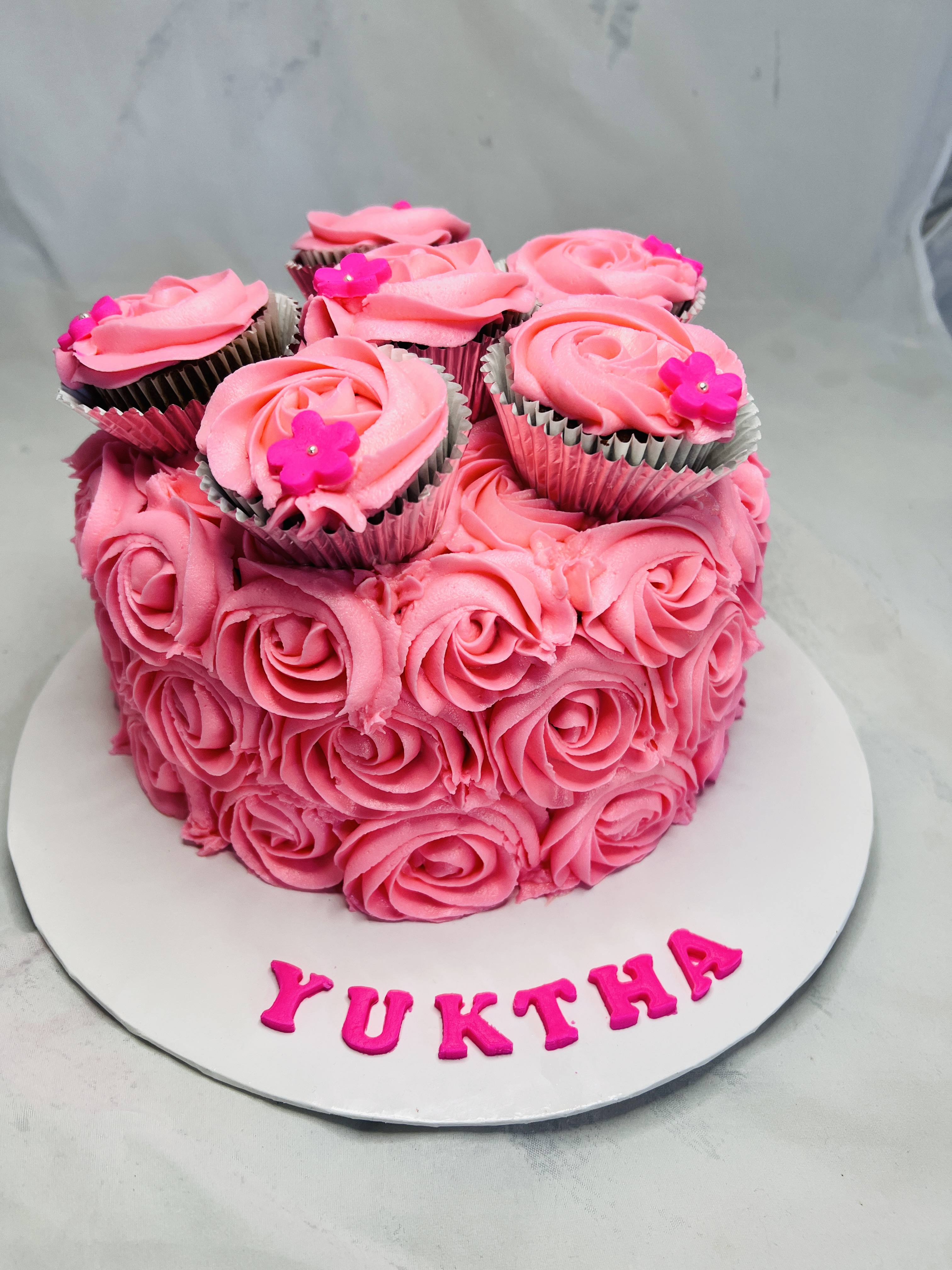 Rosette cake gallery image