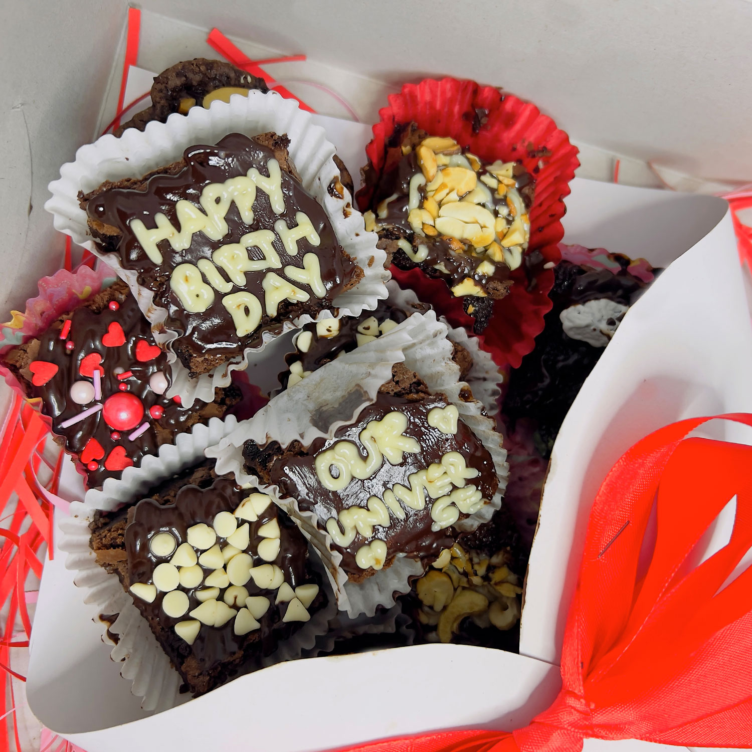 Chocolate Brownie Bouquet - 16x Assorted Brownies — image 6