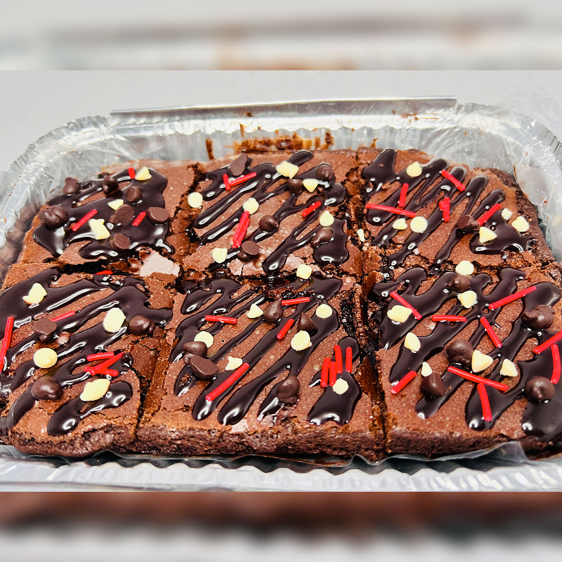 Chocolate Topped Brownies - 500g gallery image