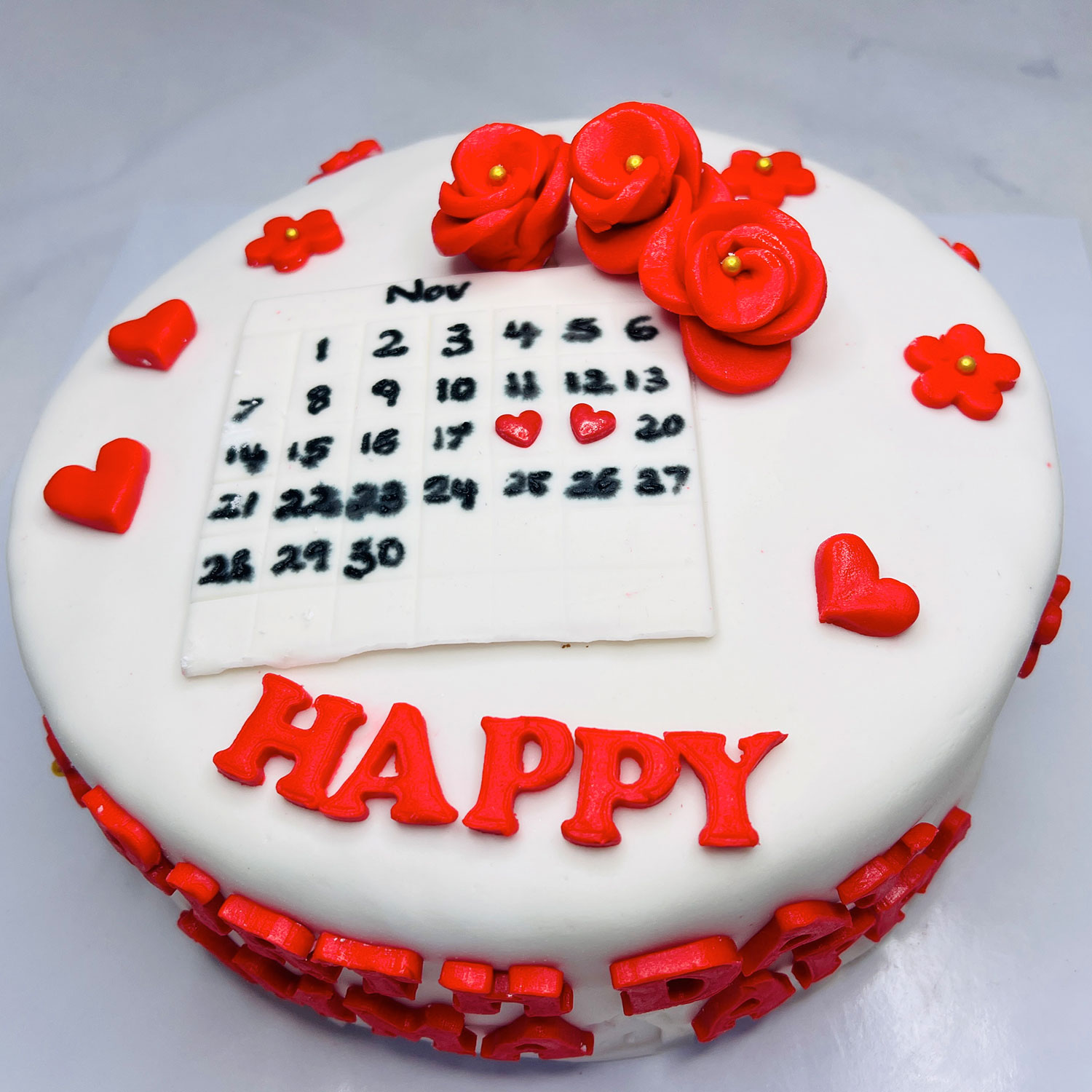 Signature Calendar Birthday Cake - 1kg — image 4
